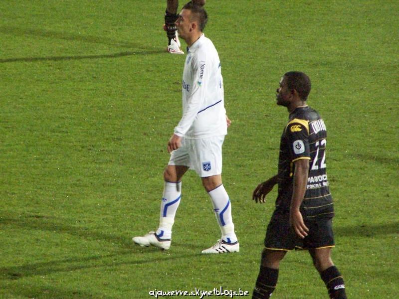 25-10-09 AJA-LOSC 115.jpg